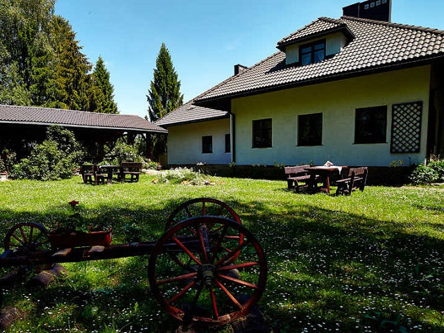 Pod Czarnym Kogutem Bieszczady puhkus mäed ekskursioonid